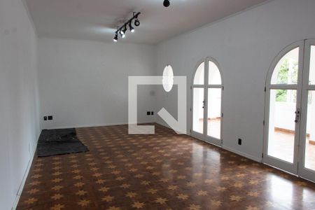 Casa à venda com 350m², 3 quartos e 4 vagasSALA PISO SUPERIOR