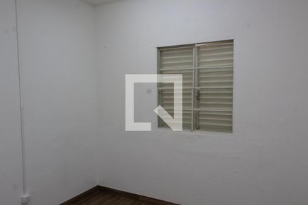 Casa à venda com 350m², 3 quartos e 4 vagasQUARTO EDÍCULA