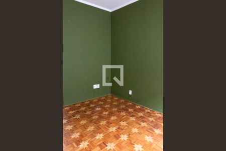 Casa à venda com 350m², 3 quartos e 4 vagasSUITE