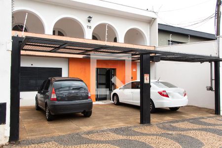 Casa à venda com 350m², 3 quartos e 4 vagasÁREA EXTERNA FRENTE