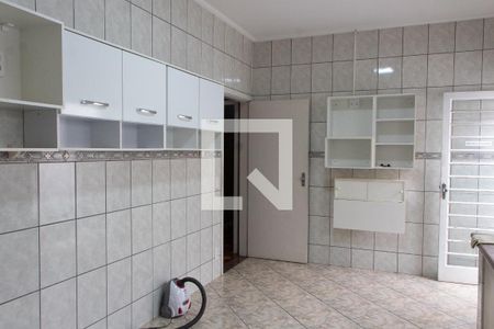 Casa à venda com 350m², 3 quartos e 4 vagasCOZINHA