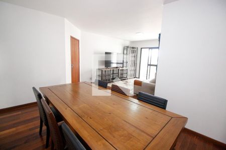 Sala de apartamento para alugar com 3 quartos, 110m² em Chácara Agrindus, Taboão da Serra