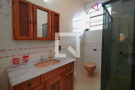 Casa à venda com 330m², 4 quartos e 3 vagasBanheiro