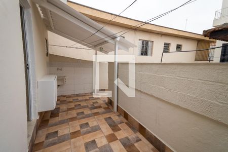 Casa para alugar com 53m², 1 quarto e sem vagaÁrea de Serviço