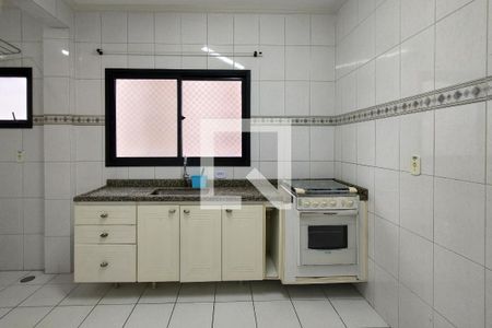 Apartamento para alugar com 120m², 3 quartos e 2 vagas Apartamento para alugar com 120m², 3 quartos e 2 vagasCozinha