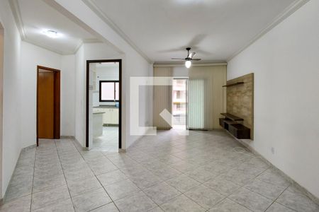 Sala de apartamento para alugar com 3 quartos, 120m² em Caiçara, Praia Grande