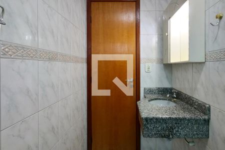 Apartamento para alugar com 120m², 3 quartos e 2 vagas Apartamento para alugar com 120m², 3 quartos e 2 vagasBanheiro