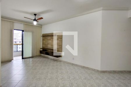 Sala de apartamento para alugar com 3 quartos, 120m² em Caiçara, Praia Grande