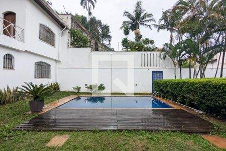 Casa para alugar com 800m², 6 quartos e 4 vagas Casa para alugar com 800m², 6 quartos e 4 vagasPiscina