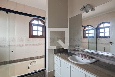 Casa para alugar com 800m², 6 quartos e 4 vagas Casa para alugar com 800m², 6 quartos e 4 vagasBanheiro da suíte 4