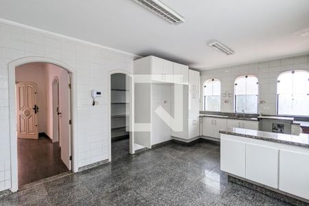 Casa para alugar com 800m², 6 quartos e 4 vagas Casa para alugar com 800m², 6 quartos e 4 vagasCozinha