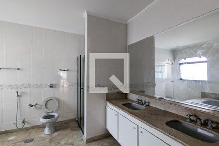 Casa para alugar com 800m², 6 quartos e 4 vagas Casa para alugar com 800m², 6 quartos e 4 vagasSuíte 3