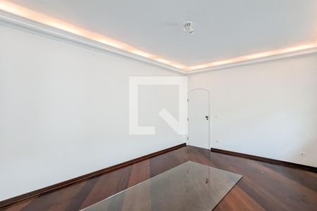 Casa para alugar com 800m², 6 quartos e 4 vagas Casa para alugar com 800m², 6 quartos e 4 vagasSala de jantar