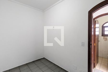 Casa para alugar com 800m², 6 quartos e 4 vagas Casa para alugar com 800m², 6 quartos e 4 vagasQuarto de serviço 1