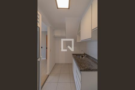 Apartamento para alugar com 94m², 2 quartos e 1 vagaCozinha 