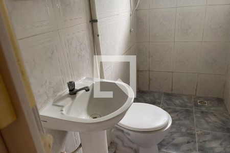 Casa para alugar com 43m², 1 quarto e sem vagaBanheiro