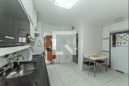 Apartamento à venda com 137m², 4 quartos e 2 vagasCozinha