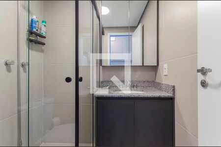 Banheiro de kitnet/studio para alugar com 1 quarto, 25m² em Vila Mariana, São Paulo
