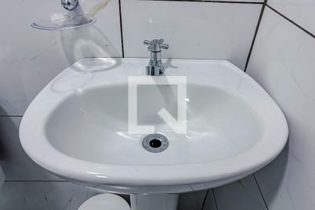 Banheiro de kitnet/studio para alugar com 1 quarto, 24m² em Ipiranga, São Paulo