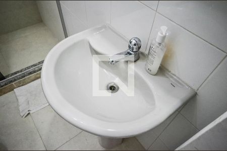 Apartamento para alugar com 66m², 2 quartos e 1 vaga Apartamento para alugar com 66m², 2 quartos e 1 vagaBanheiro