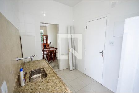 Apartamento para alugar com 66m², 2 quartos e 1 vaga Apartamento para alugar com 66m², 2 quartos e 1 vagaCozinha