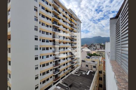 Apartamento à venda com 137m², 2 quartos e 1 vagaVista