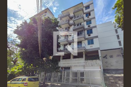 Apartamento à venda com 137m², 2 quartos e 1 vagaFachada e portaria