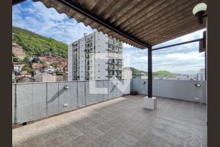 Apartamento à venda com 137m², 2 quartos e 1 vagaTerraço