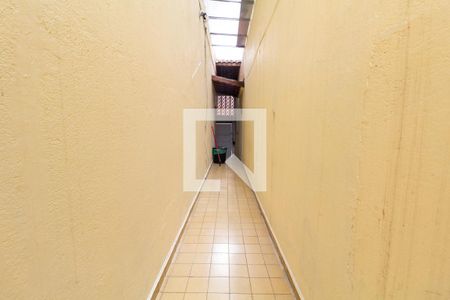 Casa para alugar com 90m², 2 quartos e 3 vagas Casa para alugar com 90m², 2 quartos e 3 vagasCorredor