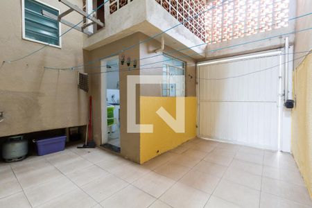 Casa para alugar com 90m², 2 quartos e 3 vagas Casa para alugar com 90m², 2 quartos e 3 vagasQuintal
