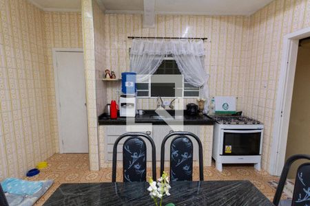 Casa para alugar com 90m², 2 quartos e 3 vagas Casa para alugar com 90m², 2 quartos e 3 vagasCozinha