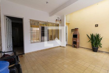 Casa para alugar com 90m², 2 quartos e 3 vagas Casa para alugar com 90m², 2 quartos e 3 vagasGaragem