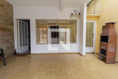 Casa para alugar com 90m², 2 quartos e 3 vagas Casa para alugar com 90m², 2 quartos e 3 vagasGaragem