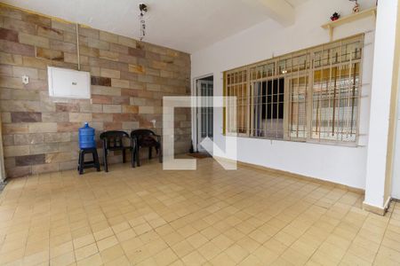 Casa para alugar com 90m², 2 quartos e 3 vagas Casa para alugar com 90m², 2 quartos e 3 vagasGaragem