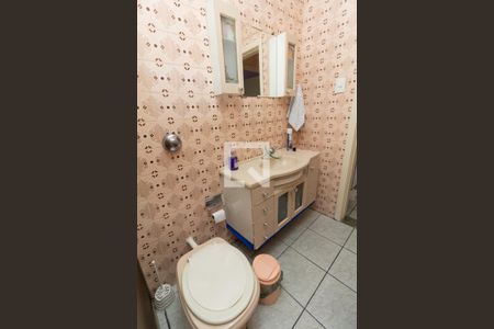 Casa para alugar com 90m², 2 quartos e 3 vagas Casa para alugar com 90m², 2 quartos e 3 vagasBanheiro 1