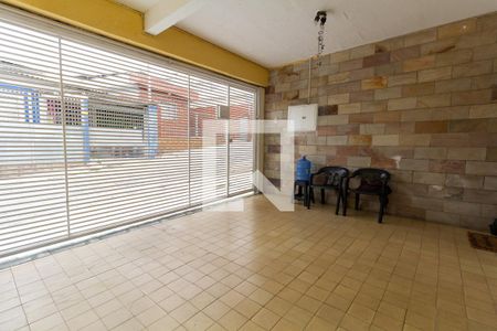 Garagem de casa para alugar com 2 quartos, 90m² em Vila Buenos Aires, São Paulo