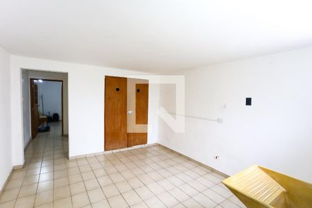 Casa para alugar com 125m², 3 quartos e 2 vagas Casa para alugar com 125m², 3 quartos e 2 vagasÁrea de Serviço