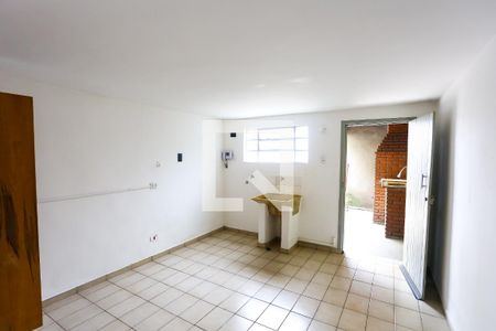 Casa para alugar com 125m², 3 quartos e 2 vagas Casa para alugar com 125m², 3 quartos e 2 vagasÁrea de Serviço