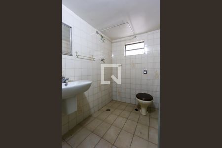 Casa para alugar com 125m², 3 quartos e 2 vagas Casa para alugar com 125m², 3 quartos e 2 vagasBanheiro