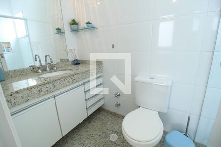 Casa à venda com 146m², 3 quartos e 3 vagas Casa à venda com 146m², 3 quartos e 3 vagasBanheiro/Quarto 2