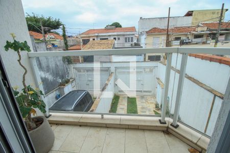 Casa à venda com 146m², 3 quartos e 3 vagas Casa à venda com 146m², 3 quartos e 3 vagasQuarto/varanda