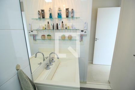 Casa à venda com 146m², 3 quartos e 3 vagas Casa à venda com 146m², 3 quartos e 3 vagasbanheiro/Quarto