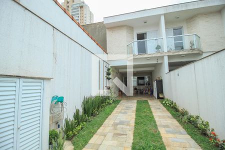 Casa à venda com 146m², 3 quartos e 3 vagas Casa à venda com 146m², 3 quartos e 3 vagasÁrea comum
