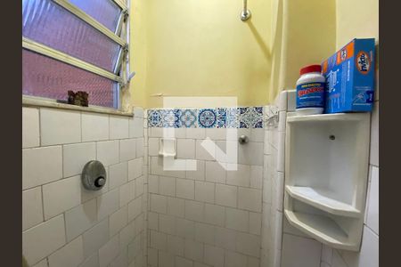 Apartamento à venda com 87m², 2 quartos e sem vaga Apartamento à venda com 87m², 2 quartos e sem vagaBanheiro de serviço