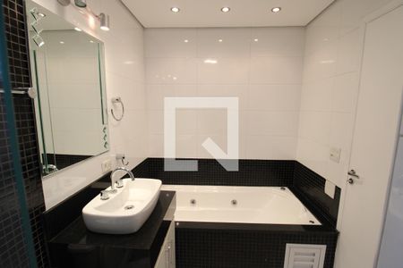 Apartamento à venda com 135m², 3 quartos e 3 vagasQuarto 3 - Banheiro