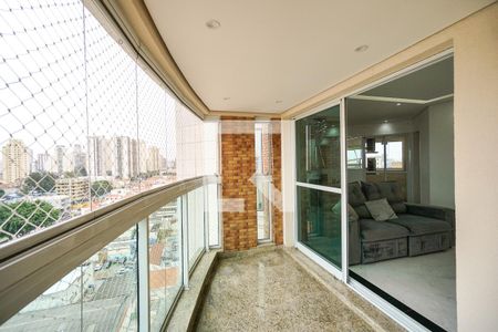 Apartamento à venda com 108m², 3 quartos e 3 vagasVaranda