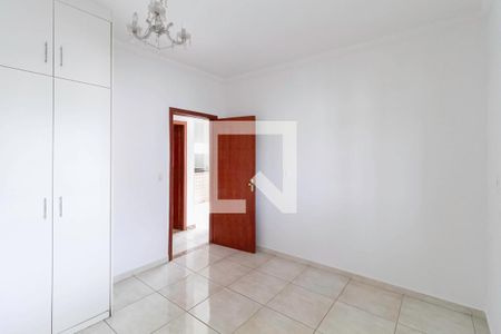 Casa à venda com 240m², 2 quartos e 3 vagas Casa à venda com 240m², 2 quartos e 3 vagasQuarto 1