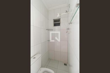 Casa à venda com 240m², 2 quartos e 3 vagas Casa à venda com 240m², 2 quartos e 3 vagasBanheiro externo