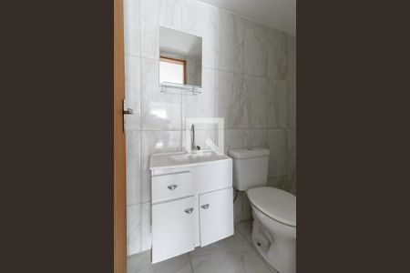 Casa à venda com 240m², 2 quartos e 3 vagas Casa à venda com 240m², 2 quartos e 3 vagasBanheiro de Serviço