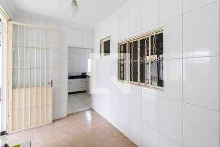 Casa à venda com 240m², 2 quartos e 3 vagas Casa à venda com 240m², 2 quartos e 3 vagasÁrea de Serviço